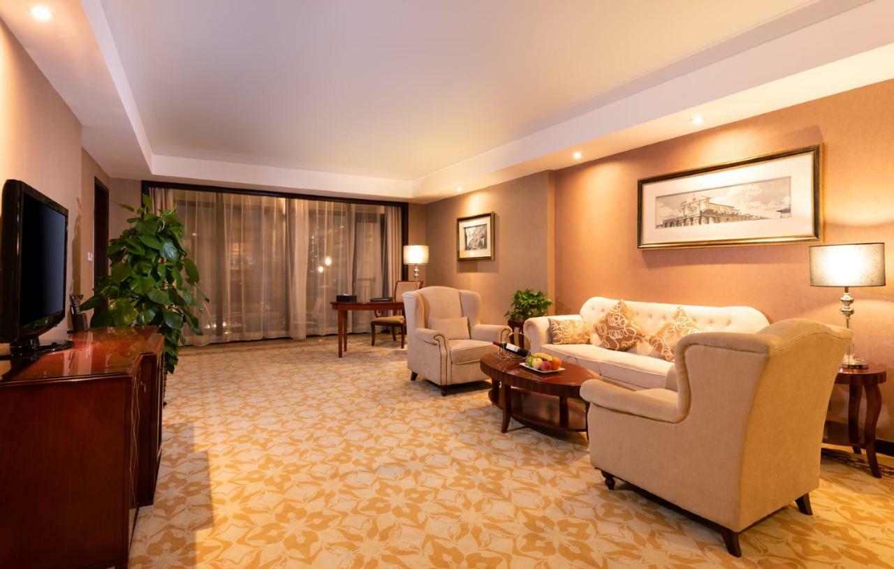 Nh Shenyang Yuhong Hotel Buitenkant foto